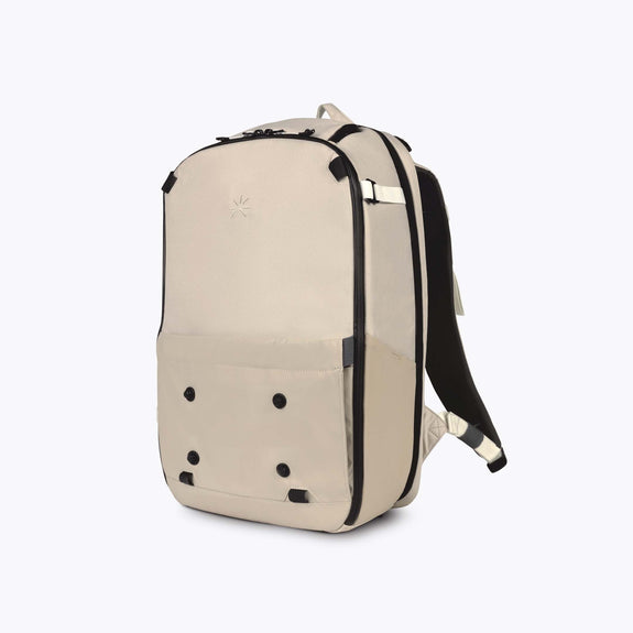Hive Backpack Walnut Sand + Wardrobe + FidLock® Pouch Walnut Sand + Camera Cube XXL