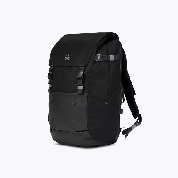 Shell Backpack Core Black + FidLock® Toiletry Core Black + Camera Cube