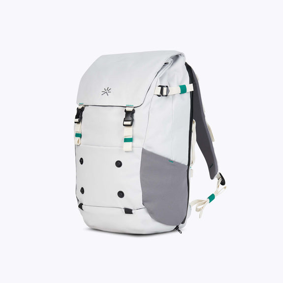 Shell Backpack Fog Grey + FidLock® Toiletry + Camera Cube